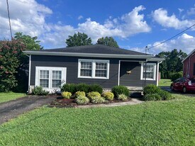 832 Nutwood St in Bowling Green, KY - Building Photo