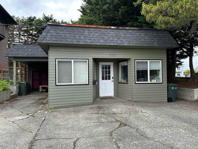 property at 1107-1109 Liberty St