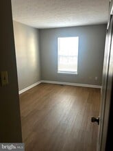 2140 Bristol Dr in Frederick, MD - Foto de edificio - Building Photo