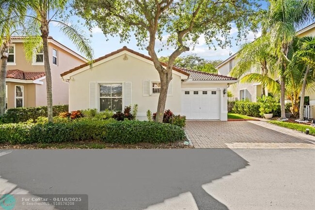 1630 Sweetbay Way in Hollywood, FL - Foto de edificio - Building Photo