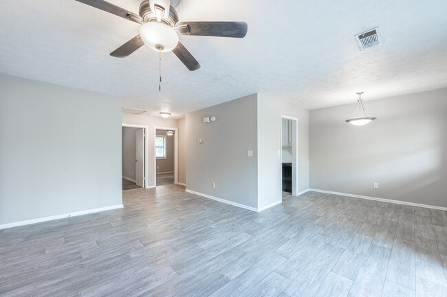 Alcovy Terrace in Covington, GA - Foto de edificio - Interior Photo