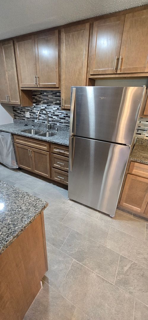 9882 Greenery Ct in Olivette, MO - Building Photo - Building Photo