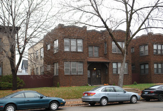 623-625 University Ave SE in Minneapolis, MN - Building Photo - Building Photo