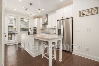 2638 Caruso Wy in Atlanta, GA - Building Photo - Building Photo