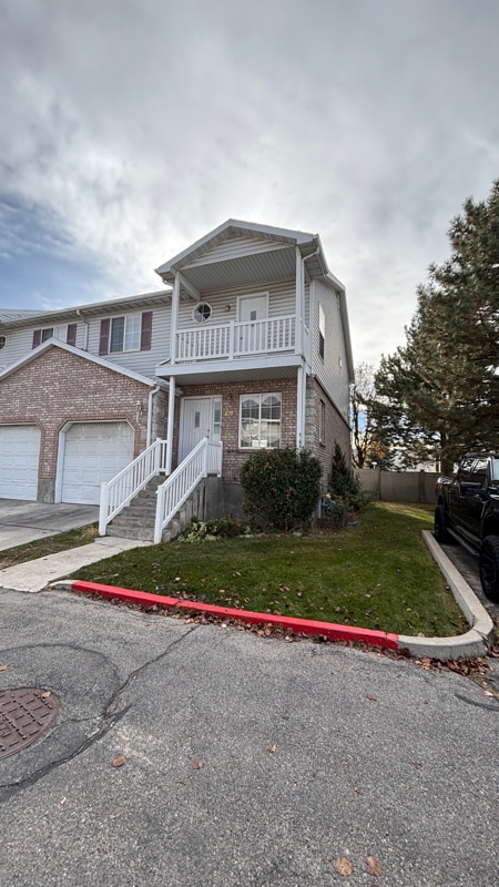 property at 631 W 20 N