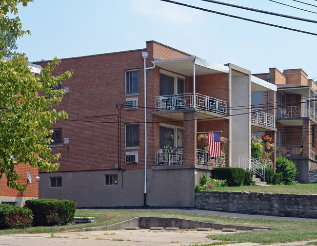 3618 Schwartze Ave in Cincinnati, OH - Foto de edificio - Building Photo