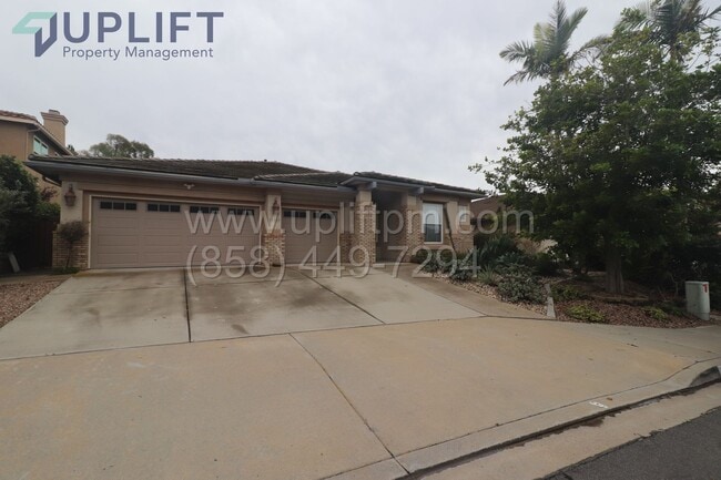 11335 Luxembourg Way in San Diego, CA - Building Photo - Building Photo