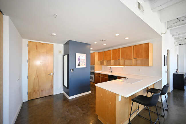 property at 21 W 10th St
