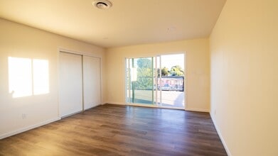 1771 Tulane Ave in East Palo Alto, CA - Building Photo - Building Photo