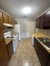124 Ivie Cir in Martin, TN - Building Photo - Building Photo