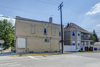 2200 Poland St in Hamtramck, MI - Foto de edificio - Building Photo