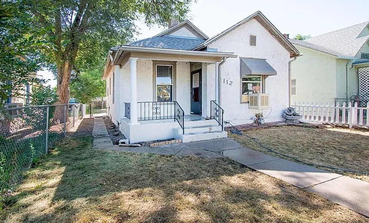 1112 E Routt Ave in Pueblo, CO - Building Photo