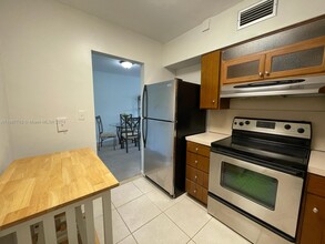 1150 Madruga Ave in Miami, FL - Building Photo - Building Photo