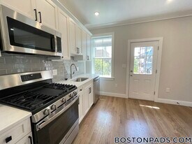 191 Porter St, Unit 4 in Boston, MA - Building Photo