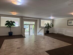 181 Melba St in Milford, CT - Building Photo - Building Photo
