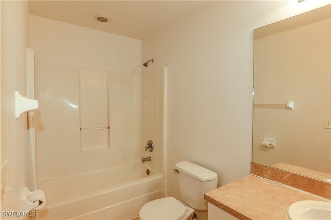 203 Jack Ave N in Lehigh Acres, FL - Building Photo - Building Photo