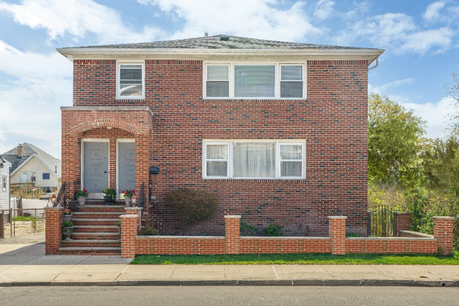 property at 414 Elm St