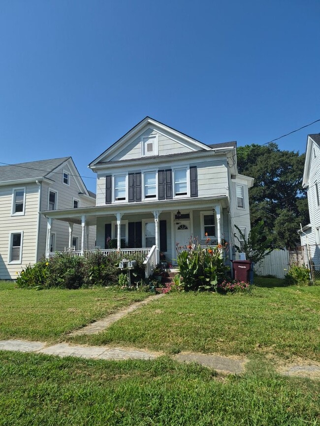 property at 1324 Jackson Ave