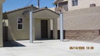 2735 Minnow Ln in Lake Havasu City, AZ - Building Photo