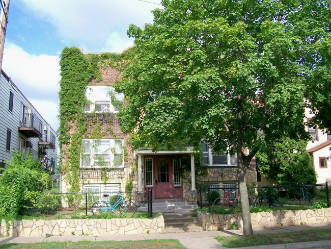 2634 Blaisdell Ave in Minneapolis, MN - Building Photo - Building Photo