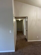 7117 W Friendly Ave in Greensboro, NC - Building Photo - Building Photo