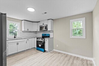2519 Marble St in Newton, NC - Building Photo - Building Photo