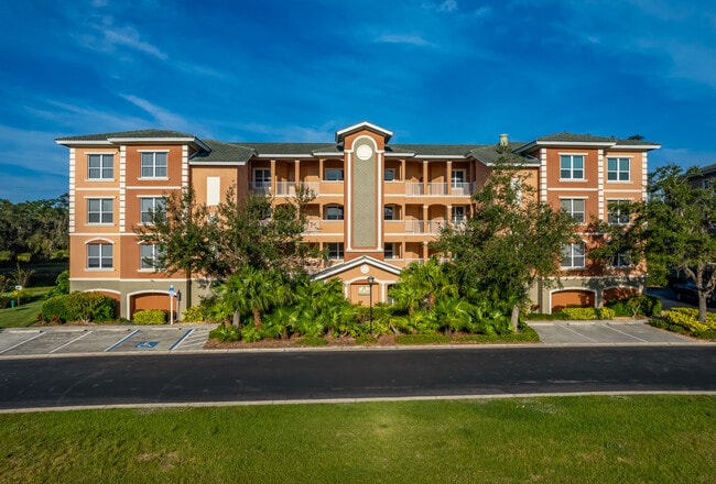 Grande Oaks Preserve in Sarasota, FL - Foto de edificio - Building Photo