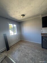 250 N Bishop Ave, Unit 19 in Bridgeport, CT - Building Photo - Building Photo