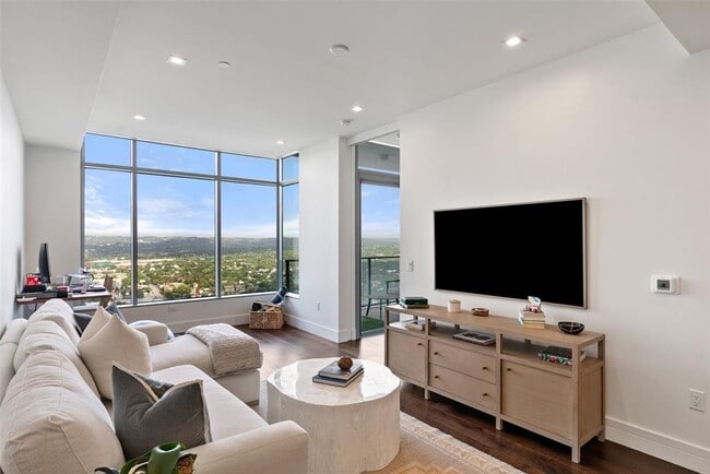 property at 501 West Ave