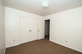 Lois Lane Duplex Portfolio in Norfolk, VA - Building Photo - Interior Photo