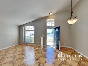 30843 Birdhouse Dr in Wesley Chapel, FL - Building Photo - Building Photo