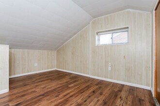 3349 Greenway Ave in Cincinnati, OH - Building Photo - Building Photo