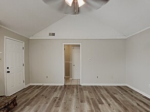 8401 Southernwood Cove, Unit AUCMTK in Southaven, MS - Building Photo - Building Photo