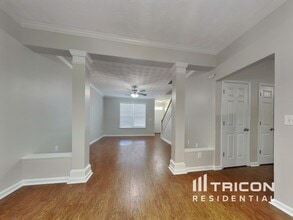 1065 Dalby Way in Austell, GA - Building Photo - Building Photo