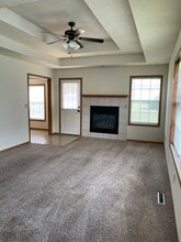 816 Pinhook Dr in Nixa, MO - Building Photo - Building Photo