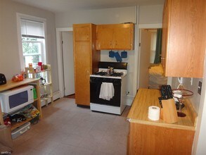 23 Elmer St-Unit -# 1 in Cambridge, MA - Building Photo - Building Photo