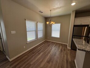 6040 24th St in Lubbock, TX - Building Photo - Building Photo