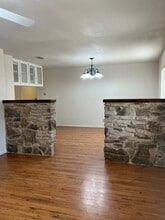 814 W Bridge St in Granbury, TX - Building Photo - Building Photo