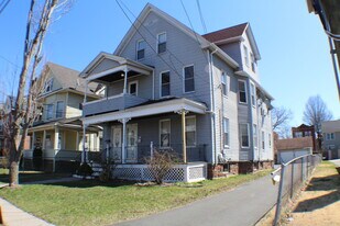 49 Brownell Ave, Unit 3 in Hartford, CT - Building Photo