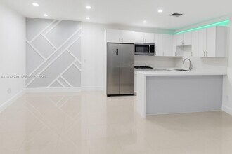 845 NW 2nd St in Florida City, FL - Building Photo - Building Photo