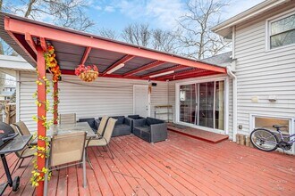 1923 Pawnee Ln in Mount Prospect, IL - Building Photo - Building Photo