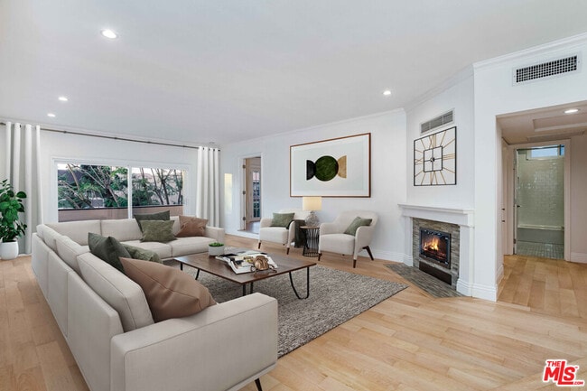 property at 11820 Mayfield Ave