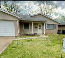 1585-P1585 S 67th E Ave in Tulsa, OK - Building Photo