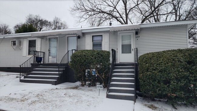 property at 1219 Highland Ave SE