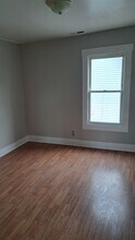 168 Lloyd St, Unit 3rd floor in New Haven, CT - Foto de edificio - Building Photo