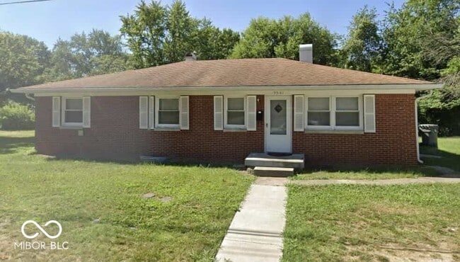 property at 5541 E 40th St