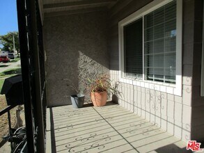 5108 Valley Ridge Ave in Los Angeles, CA - Building Photo - Building Photo