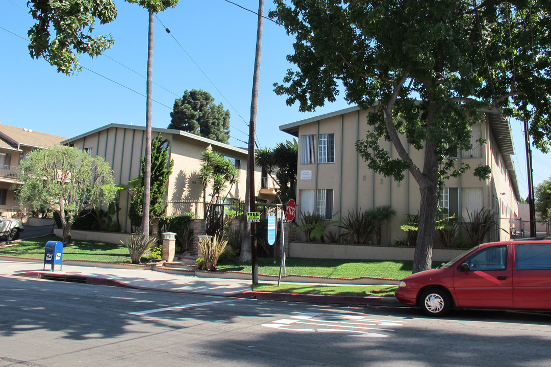 Glenway Cory in Inglewood, CA - Foto de edificio