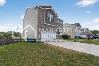 1675 Pebblestone Ct in Morristown, TN - Building Photo - Building Photo