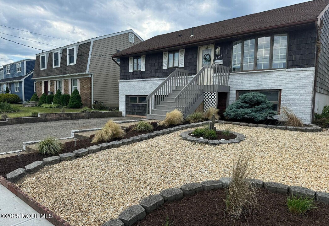 103 Chicago Ave in Point Pleasant Beach, NJ - Building Photo